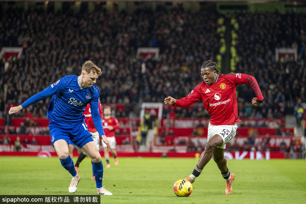 这个视频离谱但很多人都以为是假的…